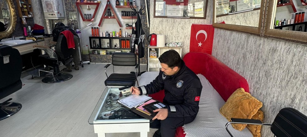 Berber ve Kuaförlere Sıkı Denetim