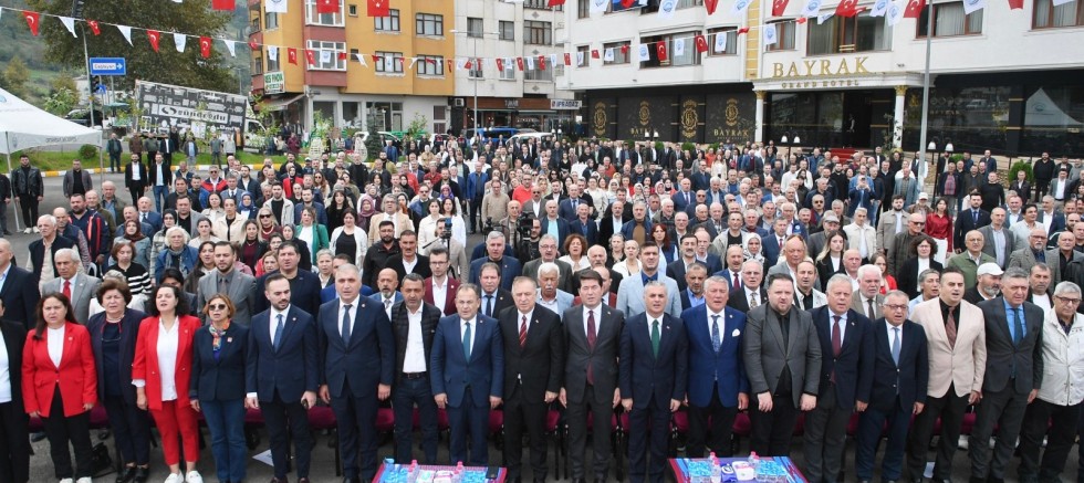 İcraat mı dediniz? Halkı unutanların bize ders verecek yüzü yok!”