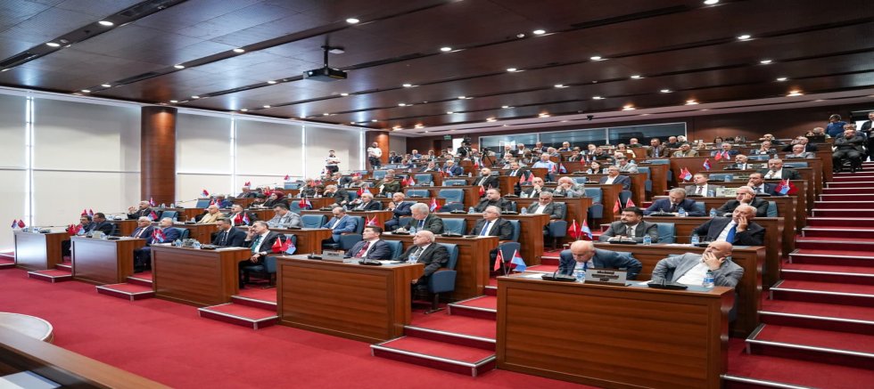 “20 YILDA 4 BİN ETKİNLİK YAPMAK, KAMU YARARINA BİR HİZMET DEĞİL MİDİR?”