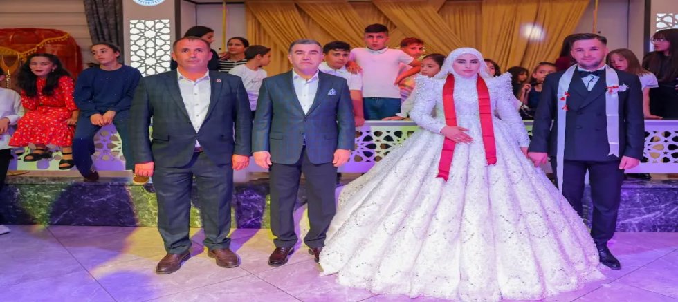 GÖKÇEDERE’DE ŞEKER VE KARAOĞLAN AİLELERİNİN MUTLU GÜNÜ