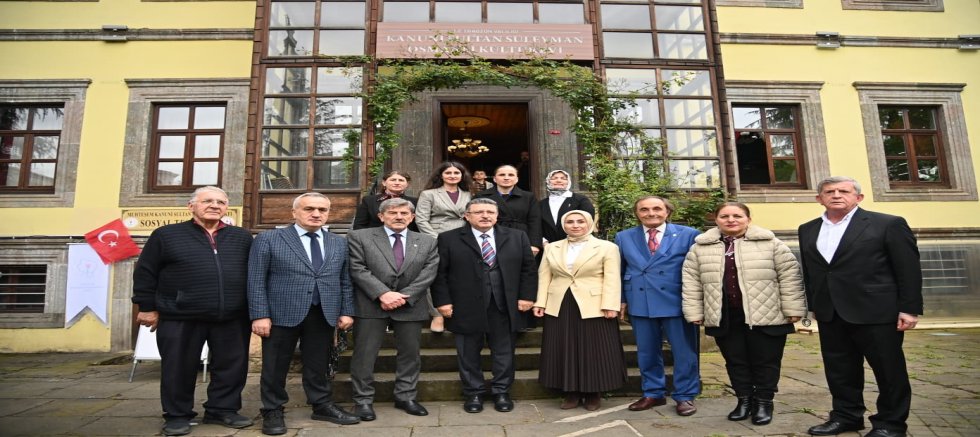 Kanuni Sultan Süleyman anıldı