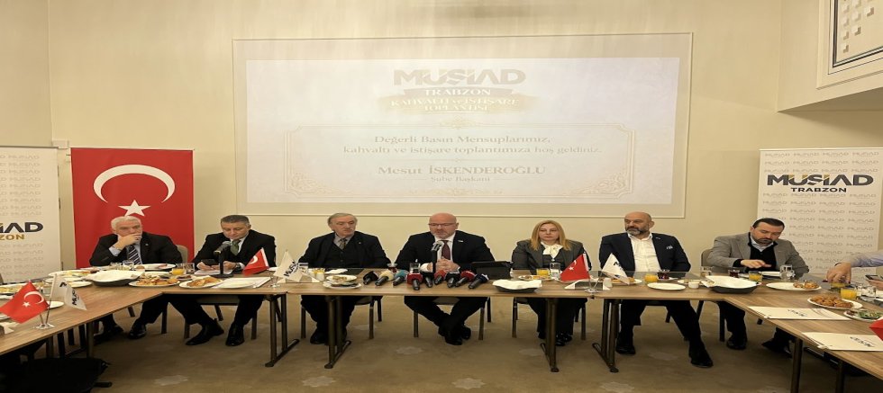 Mesut İskenderoğlu: “TRABZON YAPAY ZEKA KONUSUNDA MERKEZ OLABİLİR”