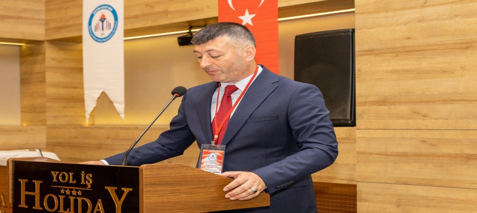 Öğretmen kaderine terk edilemez!