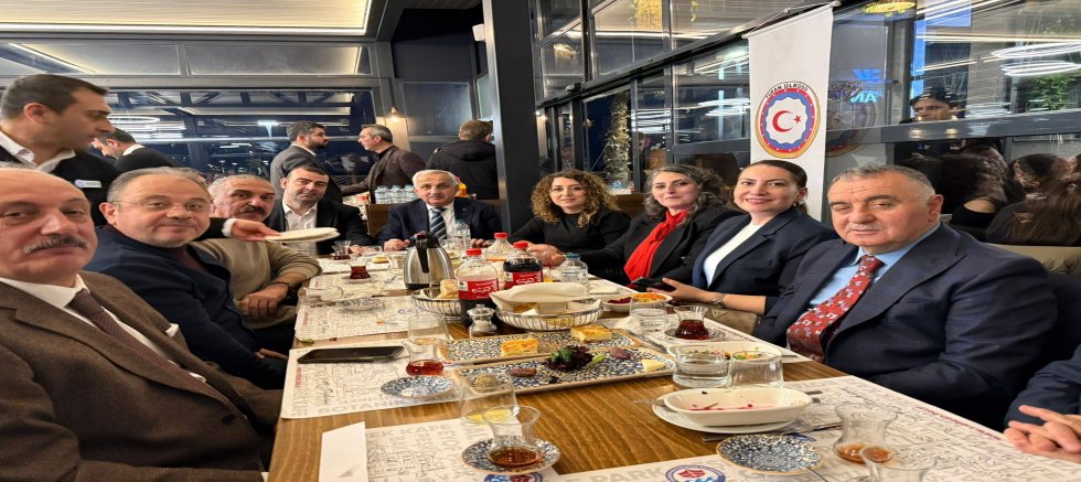 “TURAN ÜLKÜSÜ” İftarda Buluşturdu