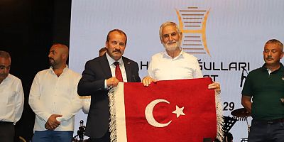 “BELEDİYECİLİK SADECE YOL VE ALTYAPI DEĞİLDİR”