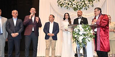 “BİR ÖMÜRLÜK YOLCULUĞUN İLK İMZASI: EDA VE EROL’UN ZARİF NİKAHI”