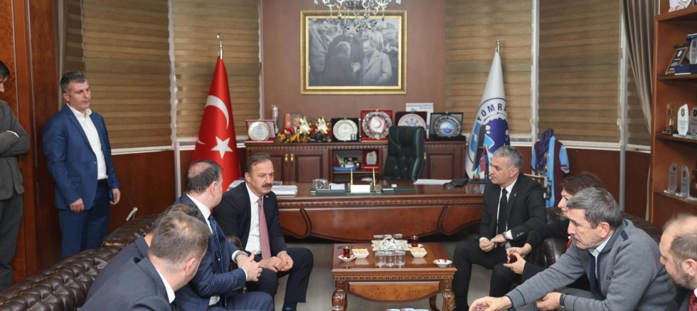 Yavuz Ağıralioğlu’ndan Yomra Belediyesi’ne Ziyaret